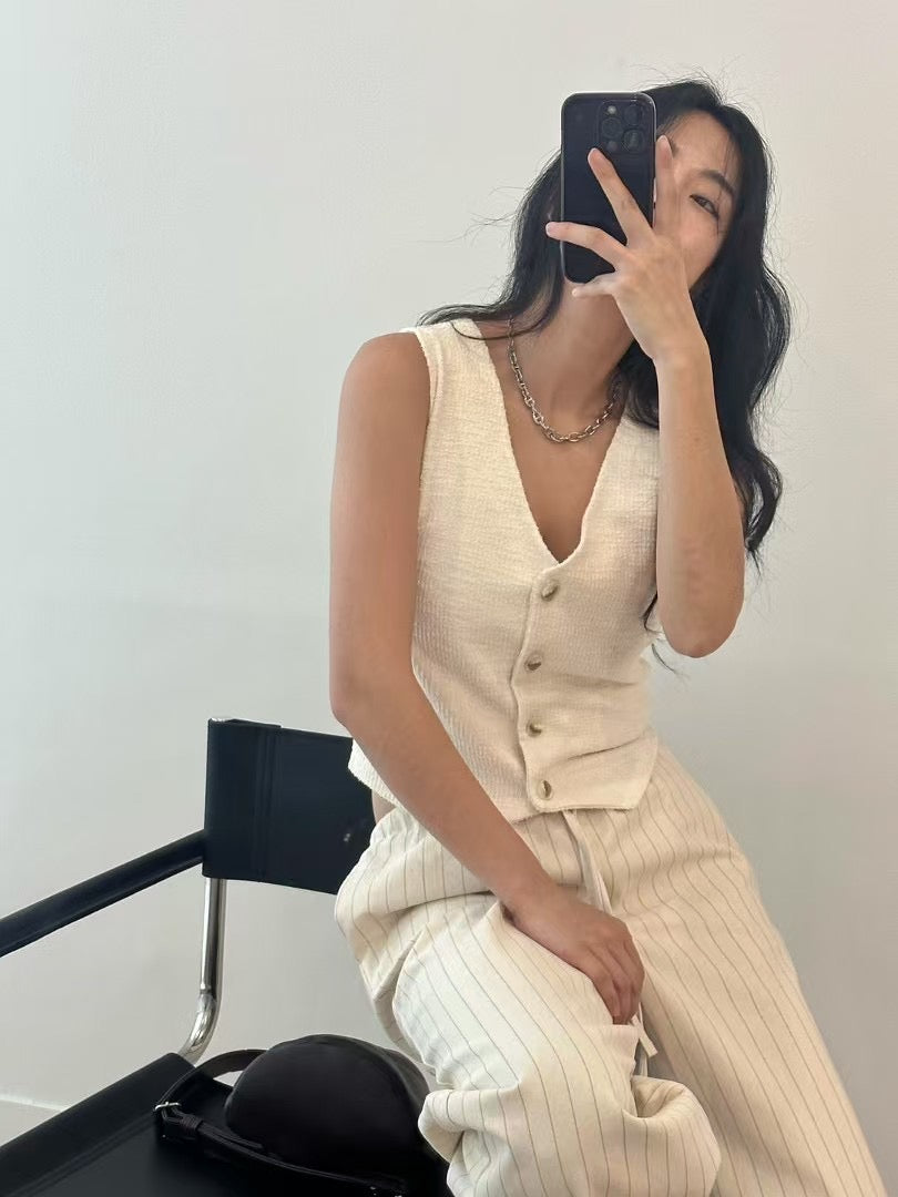 [ 🆕 知性 + 成熟 + 個性 🥂 軟熟針織背心 ] The Sense Vest - 3 colours