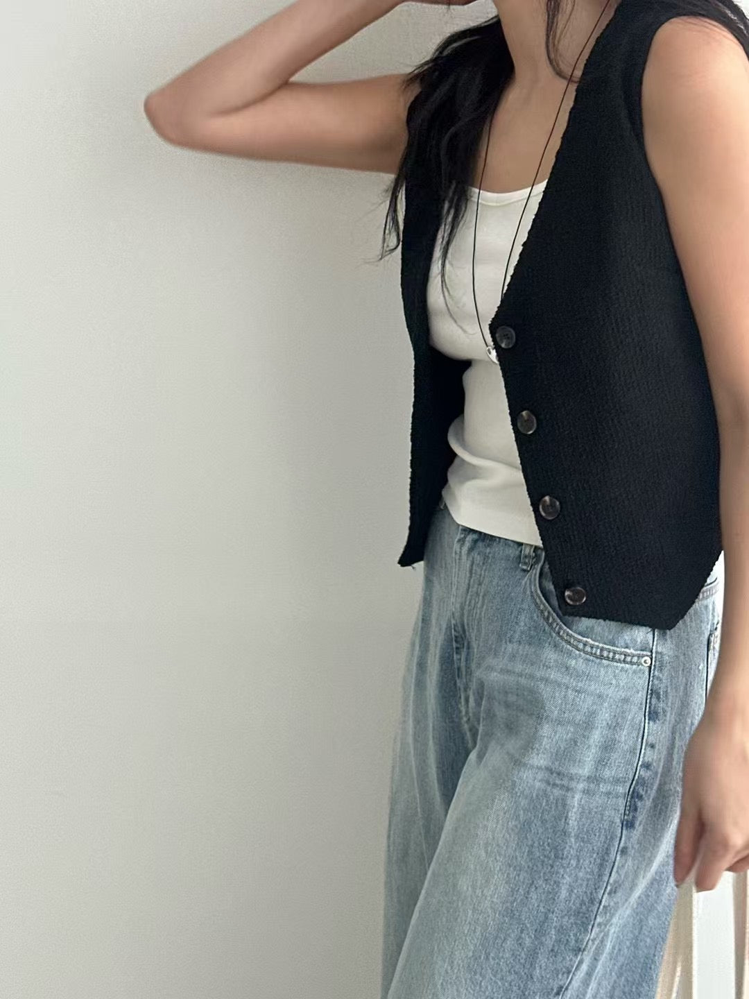[ 🆕 知性 + 成熟 + 個性 🥂 軟熟針織背心 ] The Sense Vest - 3 colours