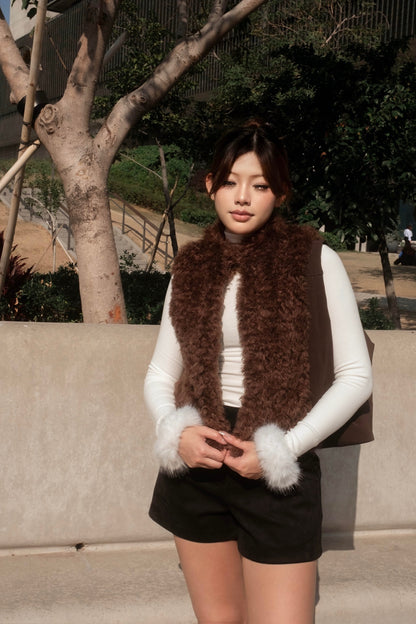 SALE [ 可愛到爆 🧸 卷毛毛背心 ] Teddy Bear Vest