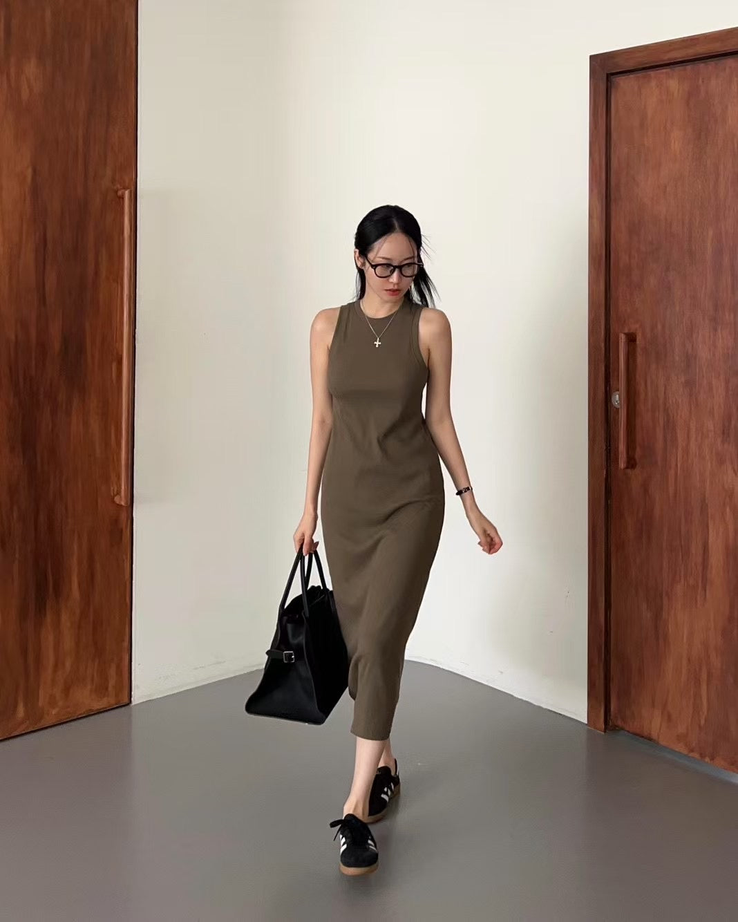 [ 新色加入 強勢回歸 🫒🌰 不出錯的舒適長裙] Endless Halter Neck Maxi Dress - Olive