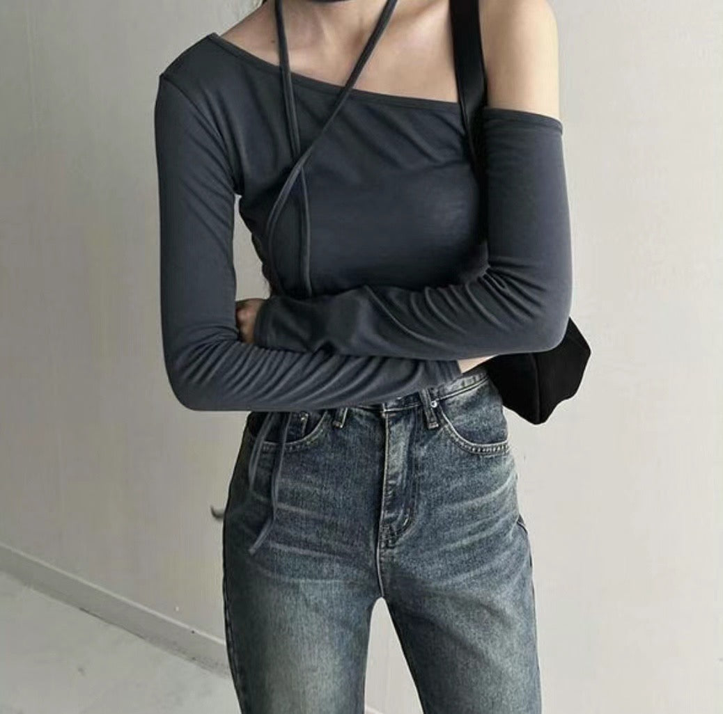 [ Sassy! 不暴露的性感! ] Single Shoulder Skinny Scarf Top - 3 colours