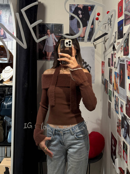 [ 🆕 可愛又小性感~ 毛毛一字膊 ] Little Bun Fluffy Off Shoulder Top + Skinny Scarf - 2 colours