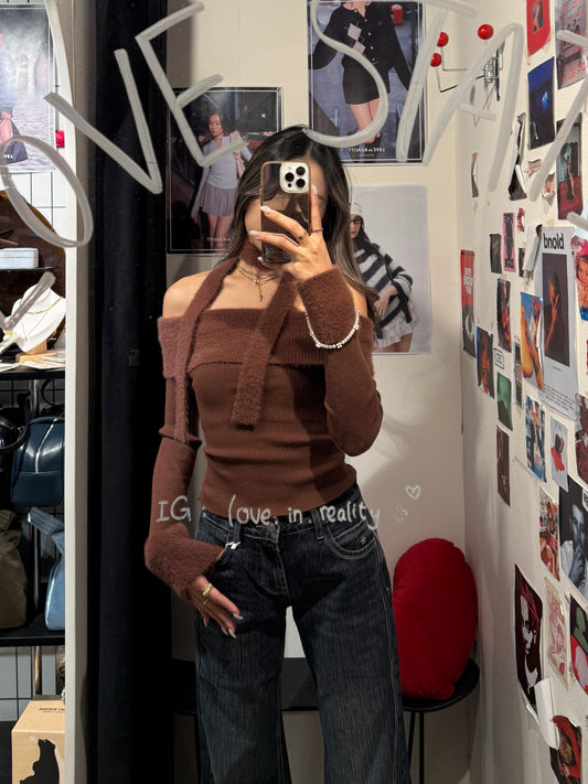 [ 🆕 可愛又小性感~ 毛毛一字膊 ] Little Bun Fluffy Off Shoulder Top + Skinny Scarf - 2 colours