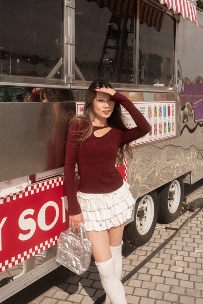 [ 🆕 大力推薦! 小性感彈性薄長衫 ] Sneak Out Top - 2 colours