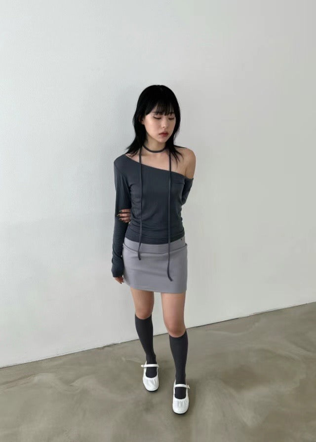 [ Sassy! 不暴露的性感! ] Single Shoulder Skinny Scarf Top - 3 colours