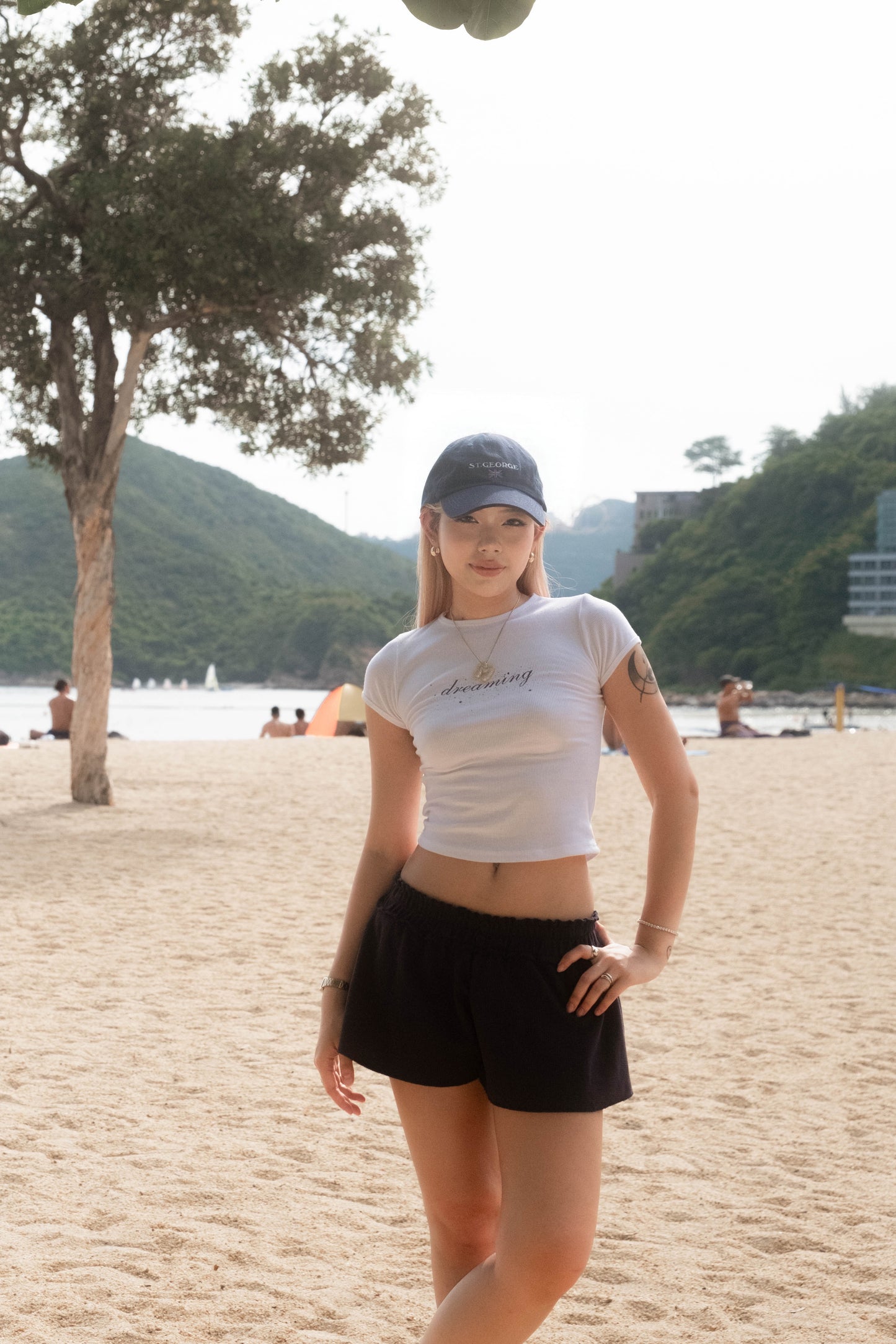 [ 夏日必須要有的 baby tee ] Dreaming Everyday Tee - 2 colours