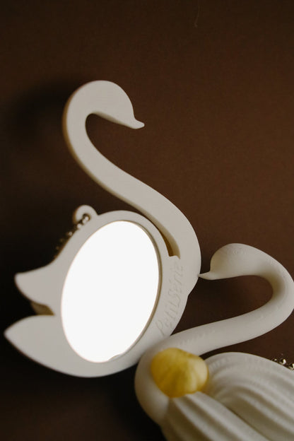 PetitSerie / Meringue Swan Mirror Charm [Yellow Heart]