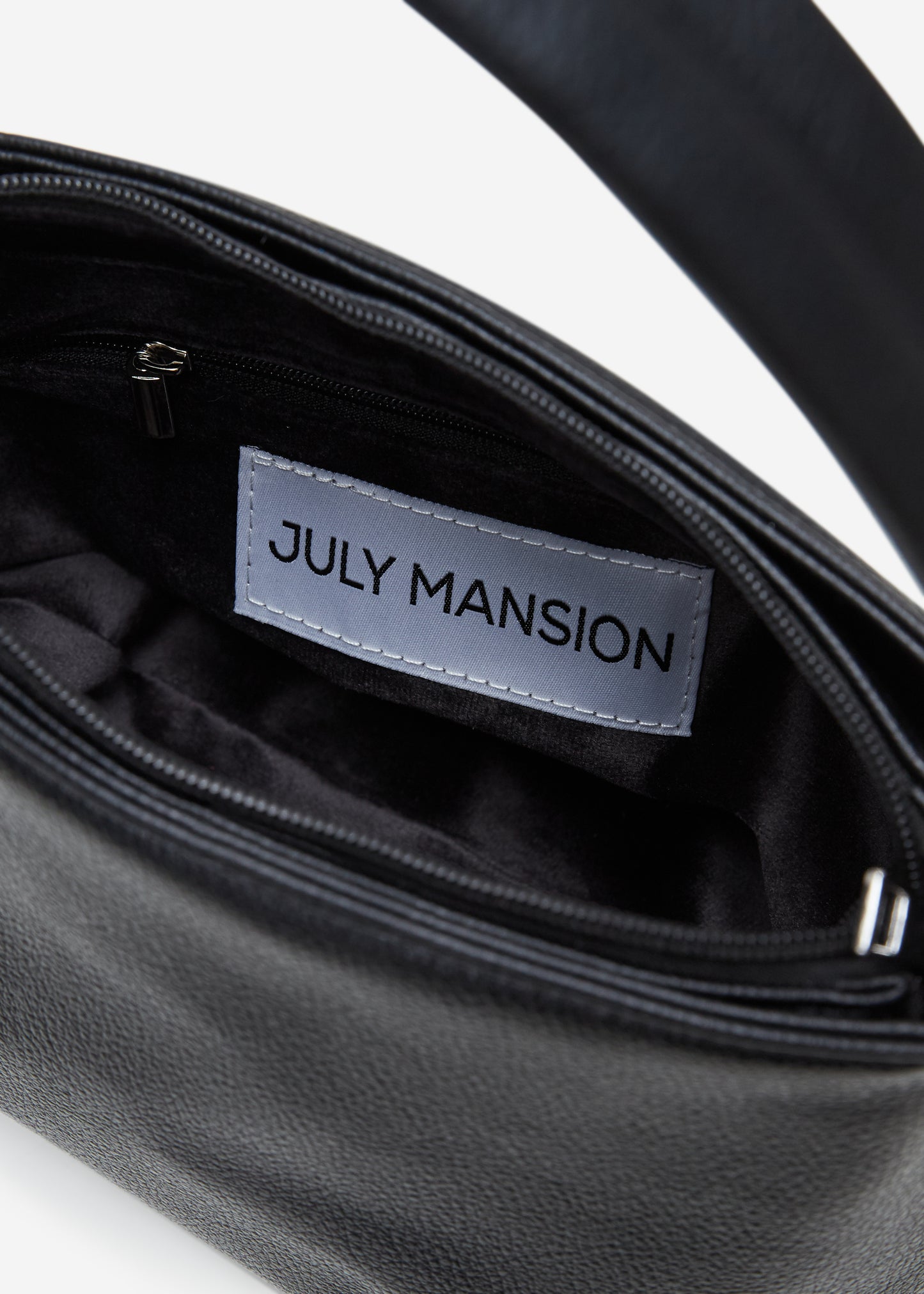 July Mansion - Mini Boston in Black