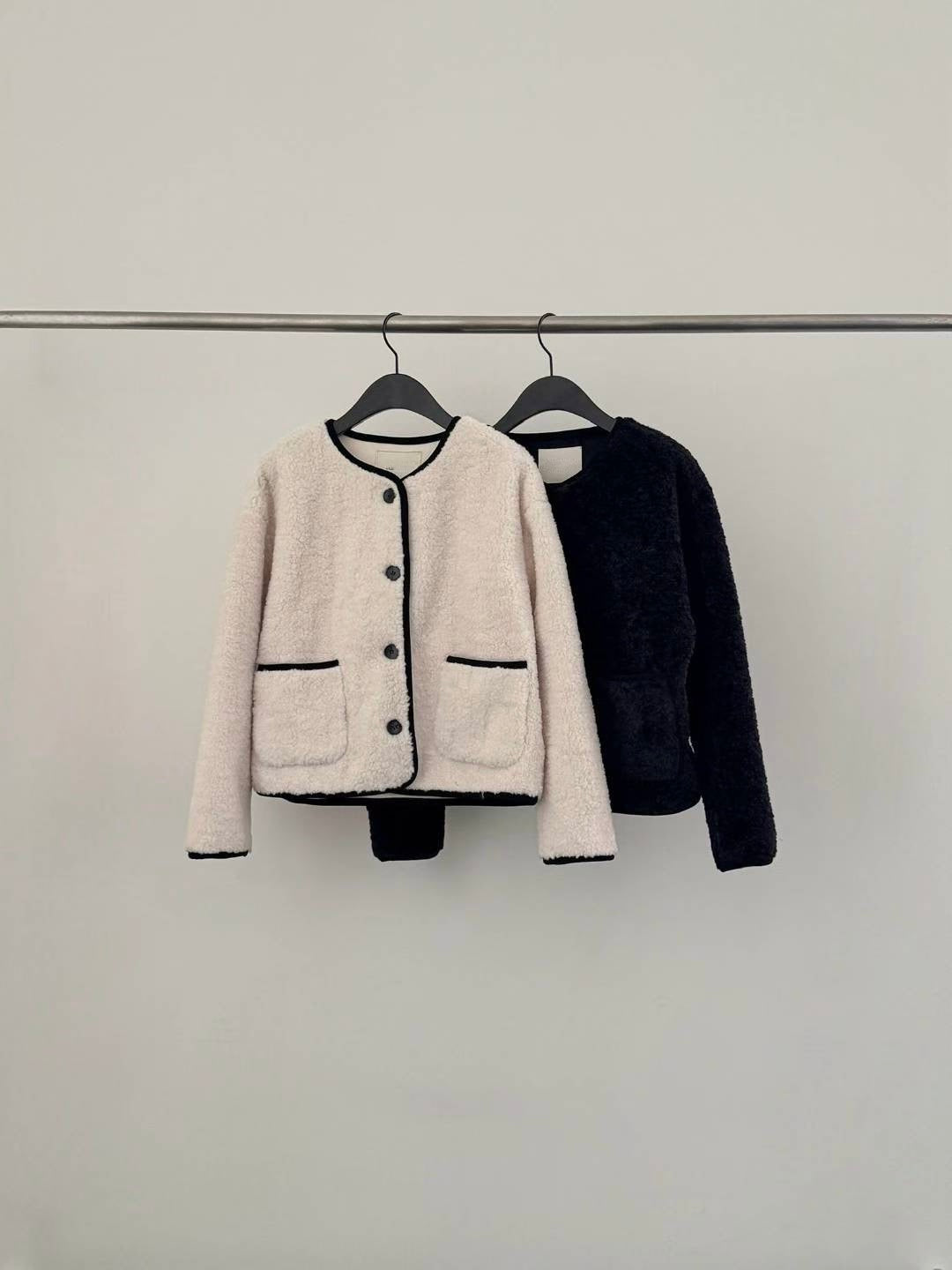 [ 🆕 超厚實! 超氣質! 短毛毛保暖外套 ] Bear Bear Fluffy Jacket - 2 colours