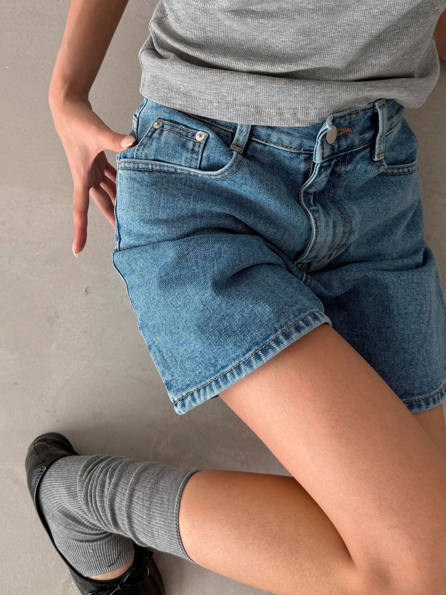 [ 🆕 特顯瘦! 歐美街頭短牛仔] Sliding Denim Shorts