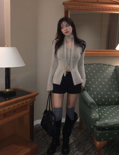 [ 🆕 搶手goody! 毛毛開衩長衫~ ] Fluffy Split Button Up  + Skinny Scarf - 3 colours