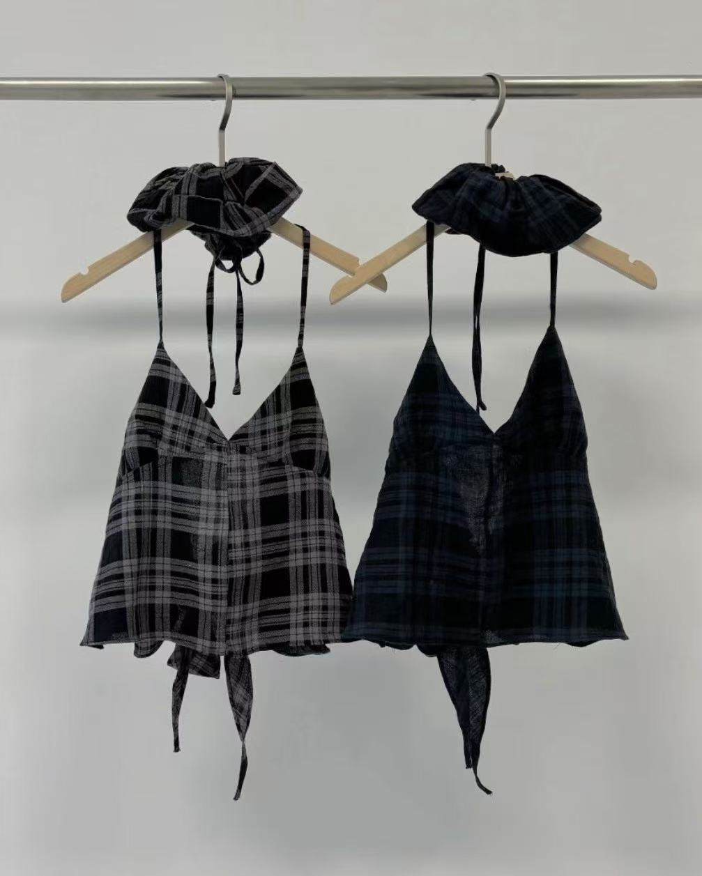 [ 新品優惠 🆕 個性不撞款 復古甜辣格仔吊帶 ] Checked Vintage Top (free scrunchie!) - 2 colours