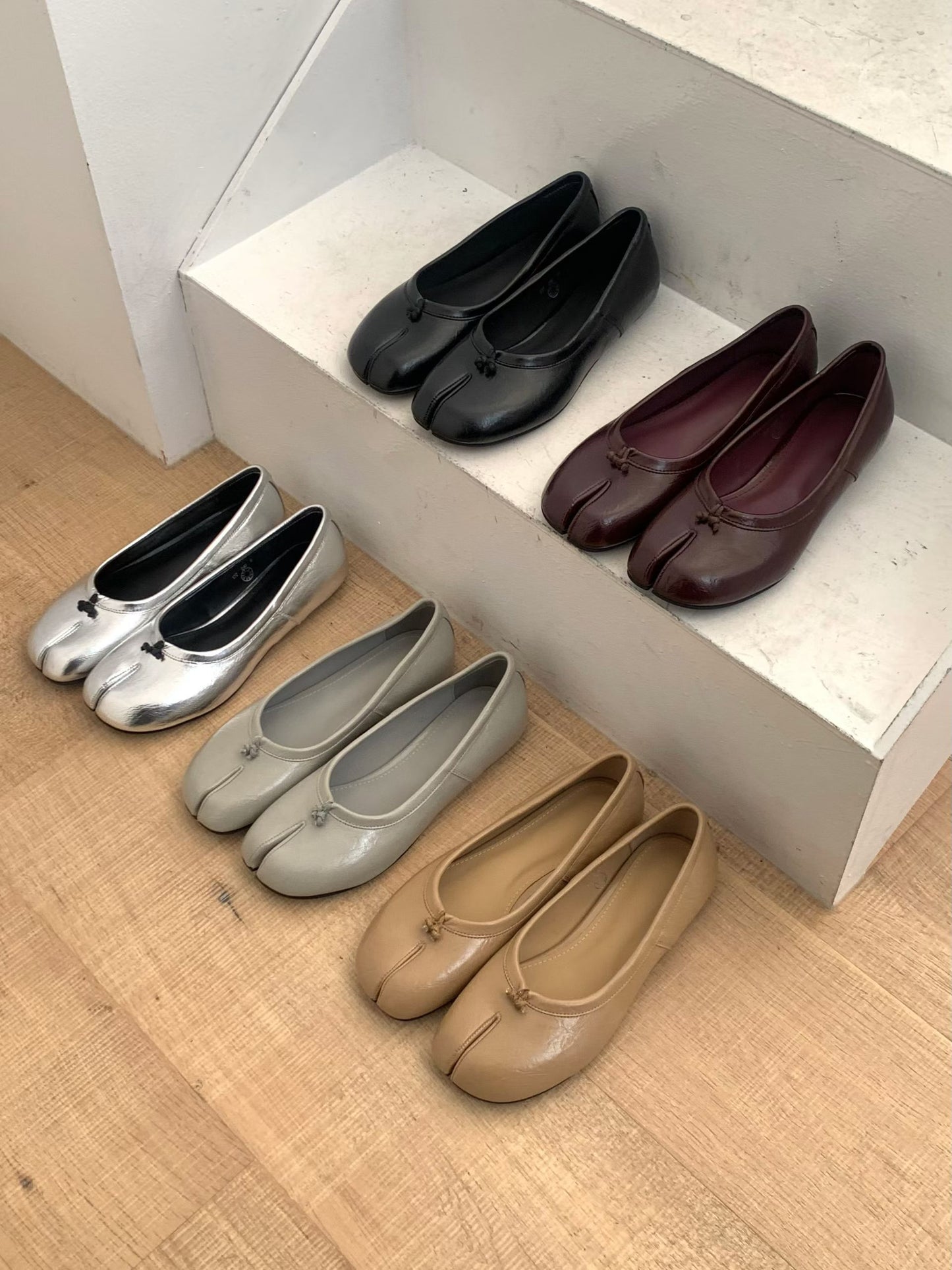 🆕  Split-Toe Tabi Ballet Flats - 5 colours