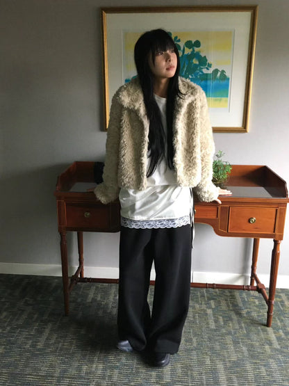 [ 🆕 有型又可愛~! 卷毛毛短外套 ] Puppy Love Fluffy Jacket - 2 colours