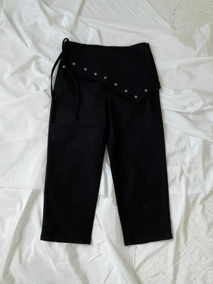 Grommet Overlay Cropped Trousers
