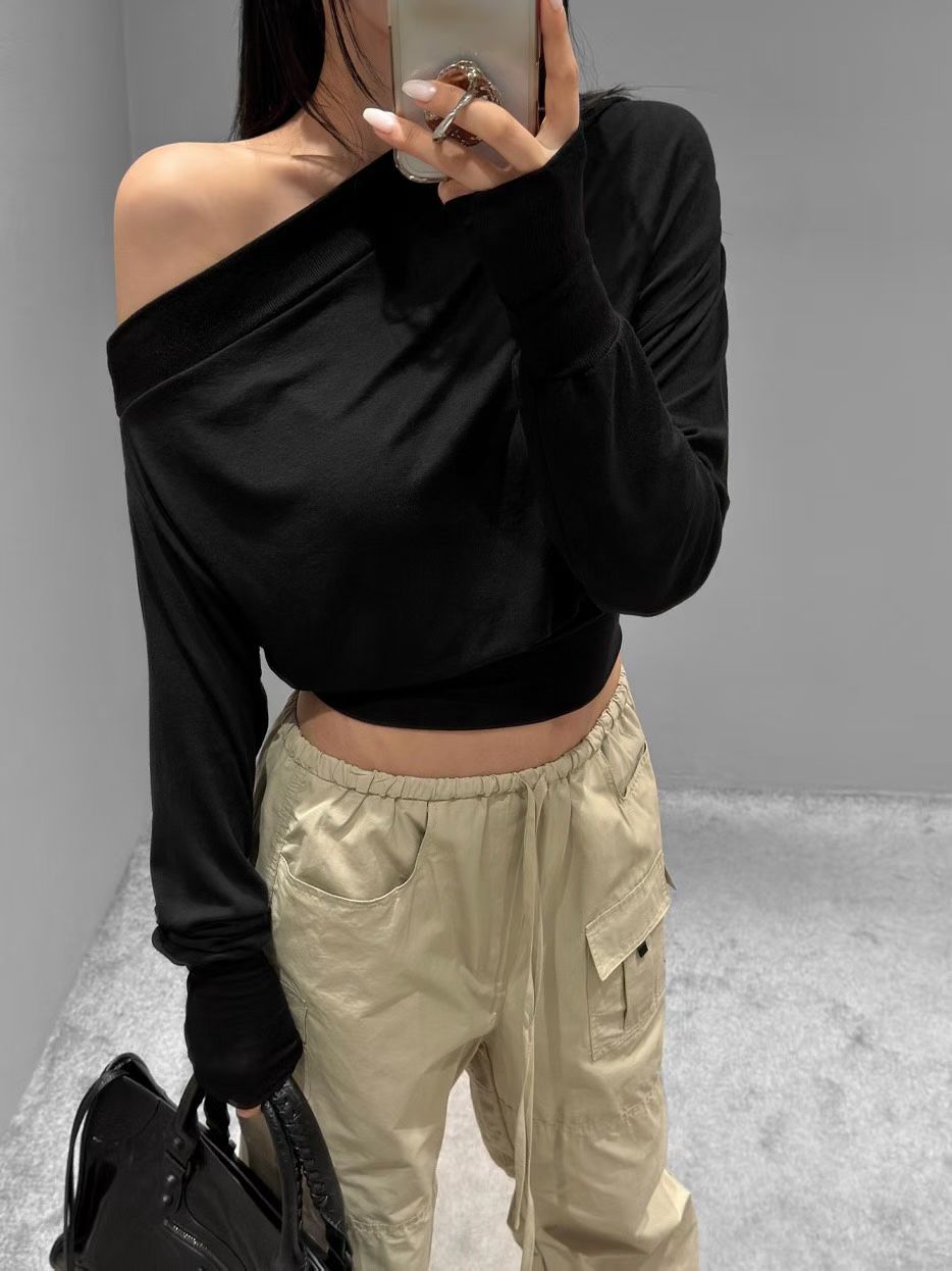 [ 🆕 無法抗拒的超柔軟觸感 ᶻ 𝗓 𐰁 .ᐟ ] Busy Cooling Asymmetric Top - 3 colours