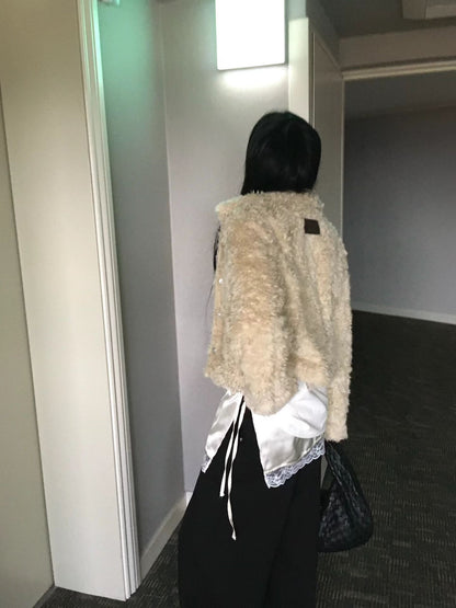 [ 🆕 有型又可愛~! 卷毛毛短外套 ] Puppy Love Fluffy Jacket - 2 colours