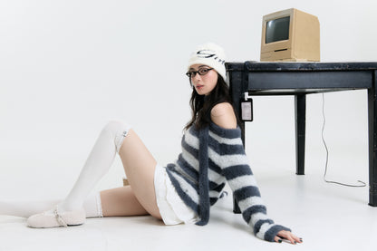 Luv Dept / Ruffle Knee-High Socks - Ivory