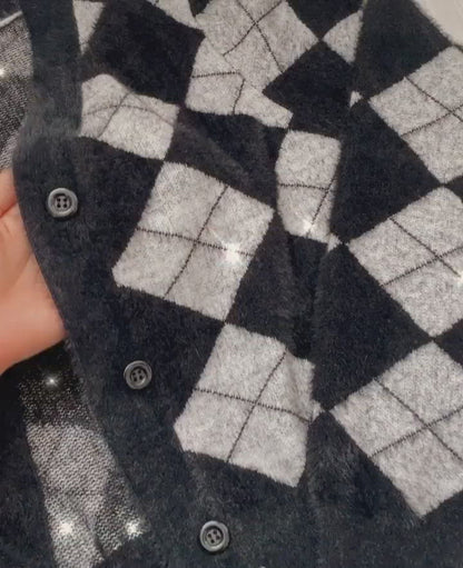 Mochi Cropped Cardigan Checked