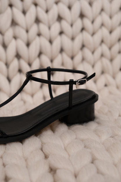 Slimming Round Heel Sandals - 2 colours