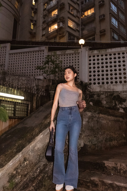 [ 骨感 get! 高腰彈性貼身叭牛! ]Blue Whale High-rise Skinny Flare Jeans