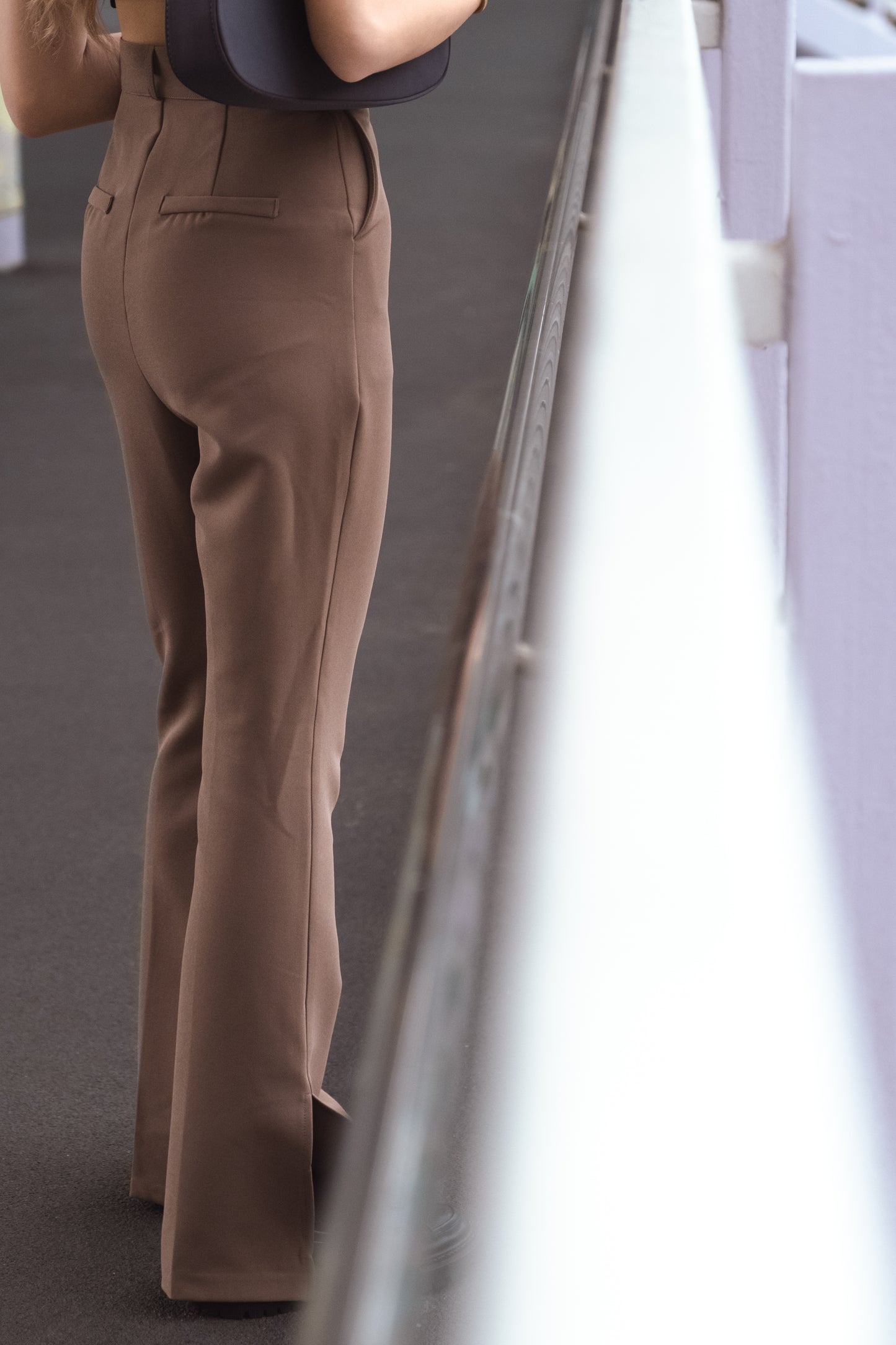 [ 沙漏身形! 彈性西褲 ] Hourglass High-rise Stretchy Flare Slacks - Coffee Brown