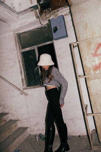 Basic Cable Knit Cropped Sweater - Grey / Black