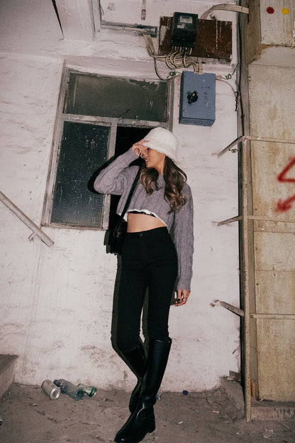 Basic Cable Knit Cropped Sweater - Grey / Black