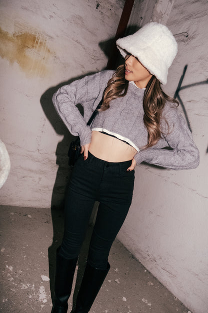 Basic Cable Knit Cropped Sweater - Grey / Black