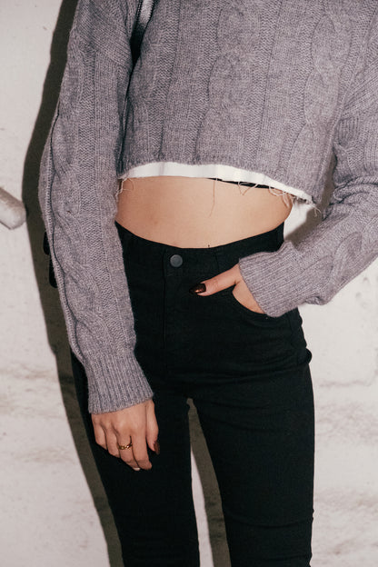 Basic Cable Knit Cropped Sweater - Grey / Black