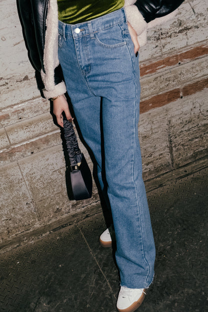 [ 皇牌! 不挑身型 超高腰直筒牛仔 ] More Wild High Rise Wide Leg Jeans - Dark Blue