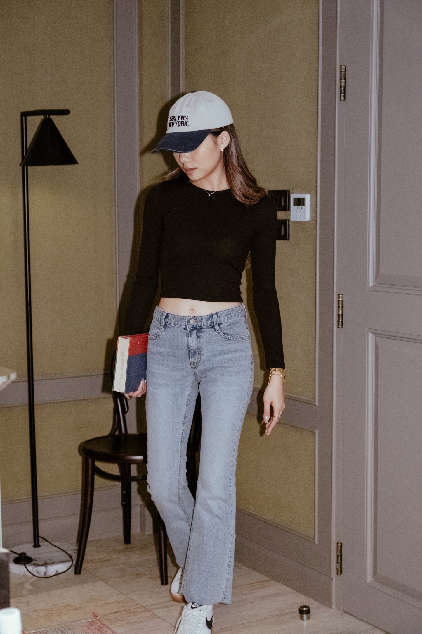 [ New ] Fundamental Mid-rise Flare Jeans