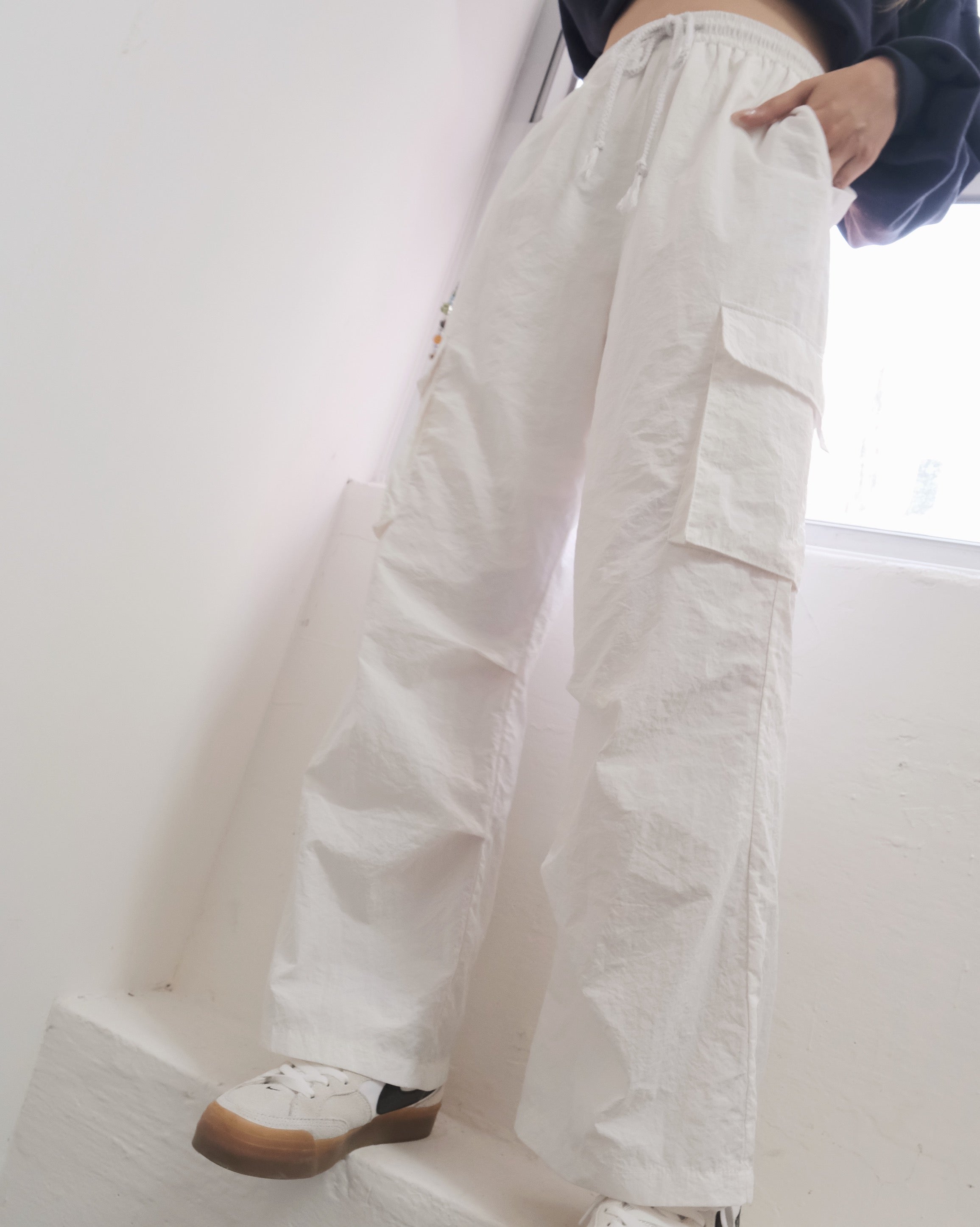 Wrapping White Cargo Pants