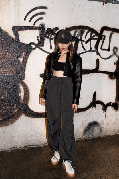 [ 潮人必備 ! ] Lightweight Parachute Cargo Pants