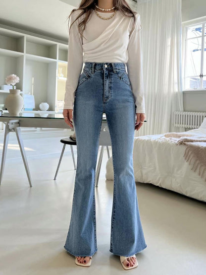 [ 骨感 get! 高腰彈性貼身叭牛! ]Blue Whale High-rise Skinny Flare Jeans