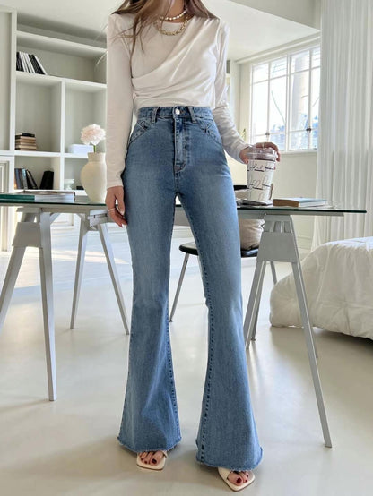 [ 骨感 get! 高腰彈性貼身叭牛! ]Blue Whale High-rise Skinny Flare Jeans