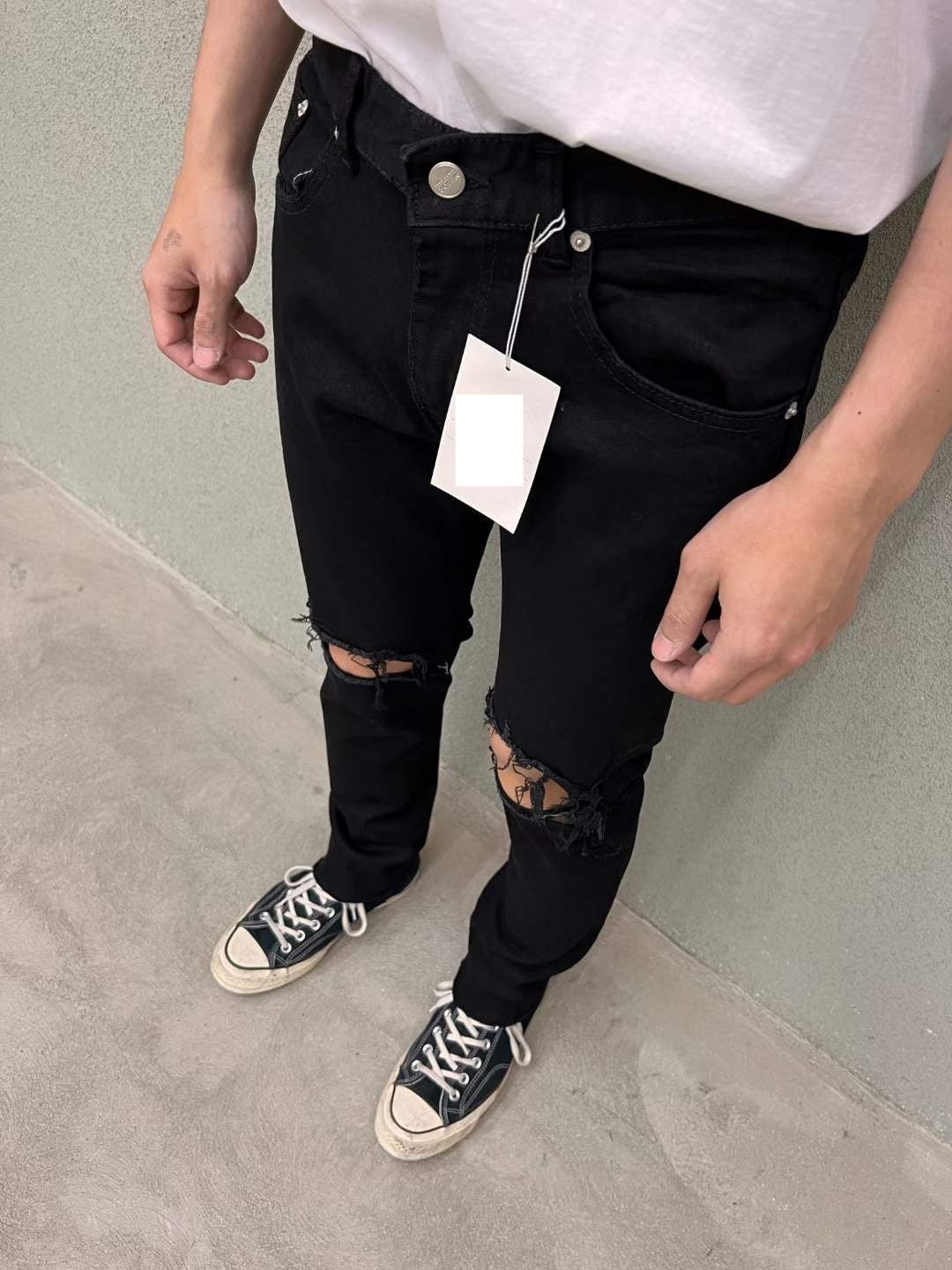 Ripped Knee Slim Straight Black Jeans