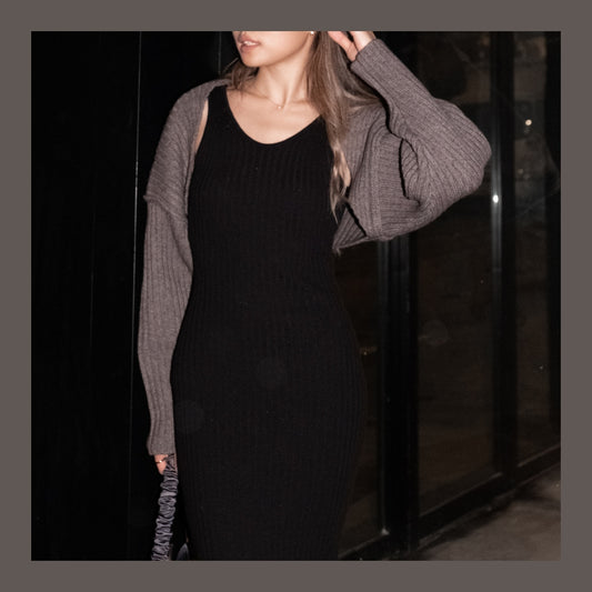 [ 轉季恩物~ ] Hugging Bolero Top - Dark grey